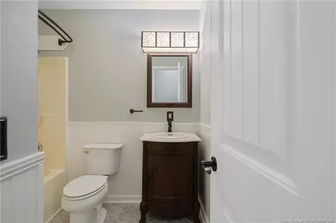 Bath - 237 Lemuel Black Rd, Bunnlevel, NC 28323 photo 3 of 4