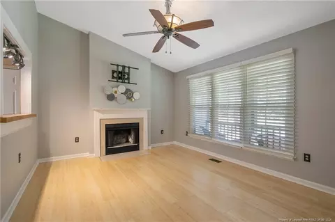 Living - 237 Lemuel Black Rd, Bunnlevel, NC 28323 photo 3 of 4