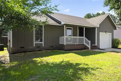 6874 Kingsgate Dr, Fayetteville, NC 28314