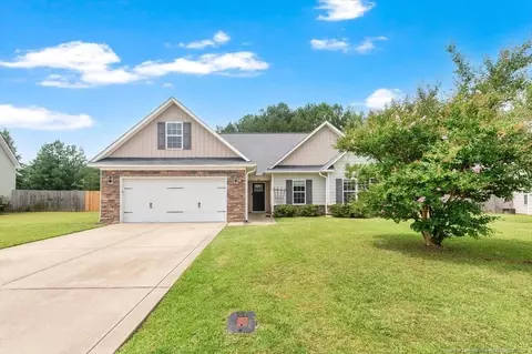 162 Harcourt Pl, Raeford, NC 28376