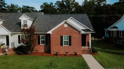 674 W Amberdale Cir, Lumberton, NC 28358