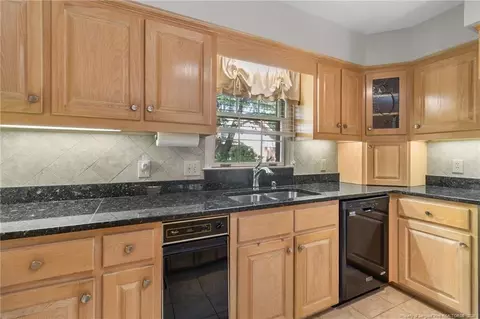 Kitchen - 20 Gull Ln, Pinehurst, NC 28374 photo 3 of 5