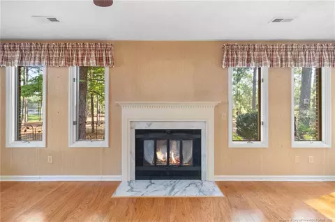Living - 20 Gull Ln, Pinehurst, NC 28374 photo 8 of 12