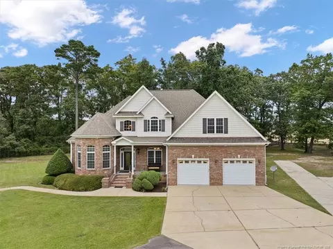 5419 Barchetta Dr, Hope Mills, NC 28348