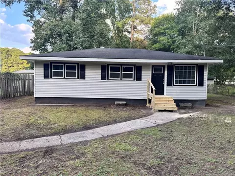 1749 Todd St, Fayetteville, NC 28306