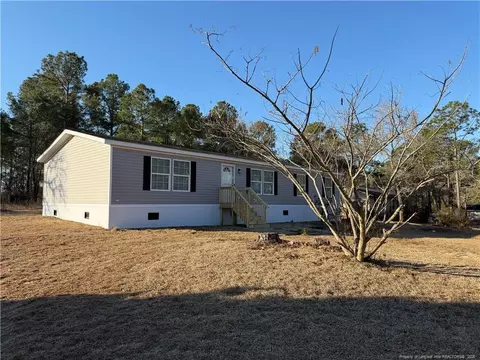 241 Patches Ln, Roseboro, NC 28382
