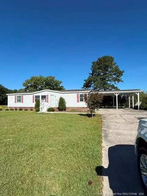 4633 Tarheel Rd, Lumberton, NC 28358