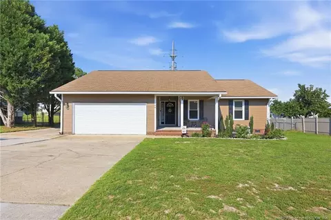 Exterior - 108 Eileen Dr, Spring Lake, NC 28390 photo 2 of 13