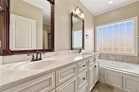 Bath - 39 Walnut Grove Dr, Bunnlevel, NC 28323 photo 1 of 5