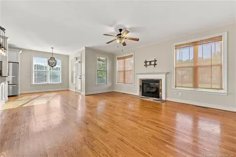 Living - 39 Walnut Grove Dr, Bunnlevel, NC 28323 photo 2 of 6