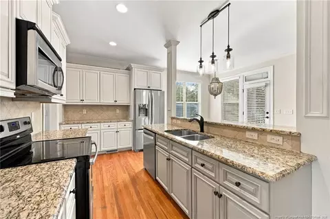 Kitchen - 39 Walnut Grove Dr, Bunnlevel, NC 28323 photo 2 of 5