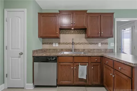 Kitchen - 55 Jaylin Blvd, Spring Lake, NC 28390 photo 5 of 8