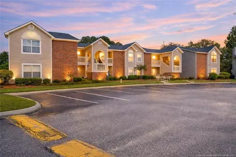 679 Bartons Lndg, Fayetteville, NC 28314