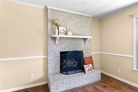 Living - 109 Deblyn Ct, Pine Level, NC 27568 photo 4 of 5