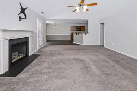 Living - 32 Basket Oak Dr, Bunnlevel, NC 28323 photo 2 of 6