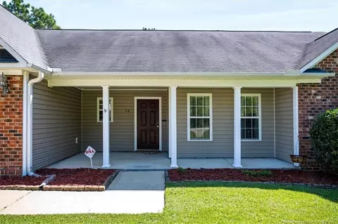Exterior - 32 Basket Oak Dr, Bunnlevel, NC 28323 photo 4 of 11