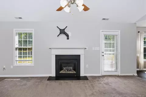 Living - 32 Basket Oak Dr, Bunnlevel, NC 28323 photo 3 of 6
