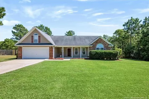 Exterior - 32 Basket Oak Dr, Bunnlevel, NC 28323 photo 2 of 11