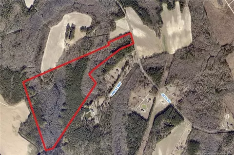 000 Giles Rd, Linden, NC 28356