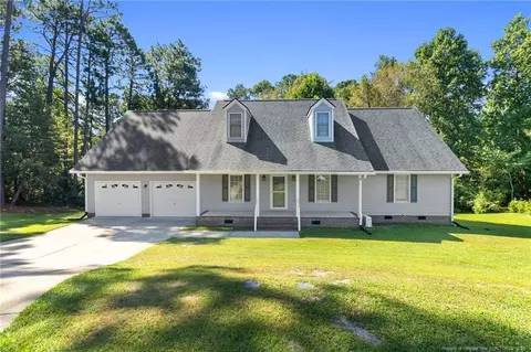 845 Larkspur Dr, Fayetteville, NC 28311