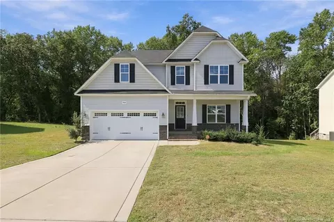 4616 Scenic Pines Dr, Hope Mills, NC 28348