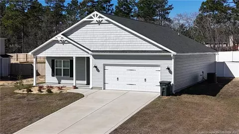 370 Bulldawg Ln, Raeford, NC 28376