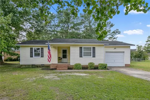6401 Lorell Ct, Fayetteville, NC 28304