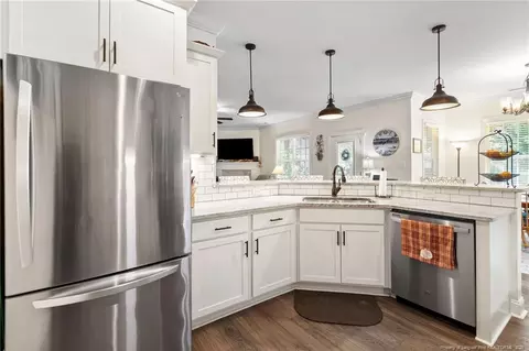Kitchen - 2 Macon Ln, Pinehurst, NC 28374 photo 4 of 5