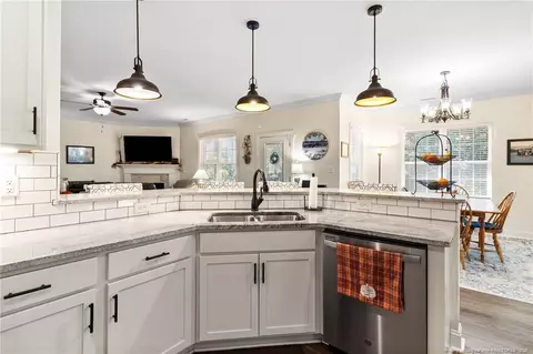 Kitchen - 2 Macon Ln, Pinehurst, NC 28374 photo 5 of 5