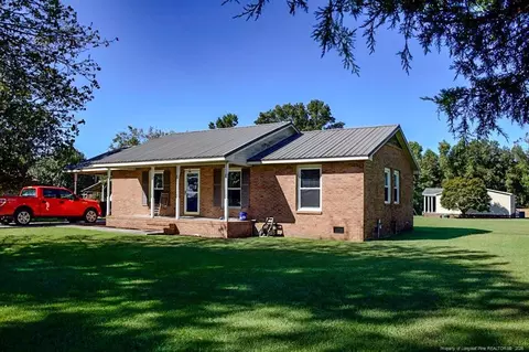 928 Mt Olive Church Rd, Lumberton, NC 28360