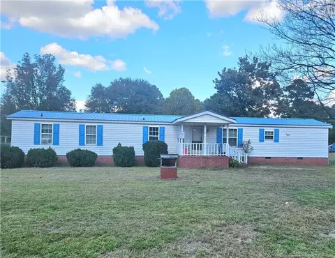21321 Bridle Path Dr, Laurinburg, NC 28352