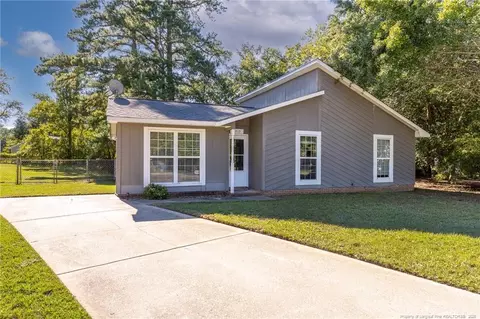 6413 Lorell Ct, Fayetteville, NC 28304