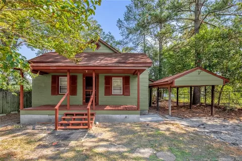 5349 Fountain Ln, Hope Mills, NC 28348