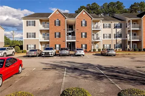 625 Marshtree Ln #304, Fayetteville, NC 28314