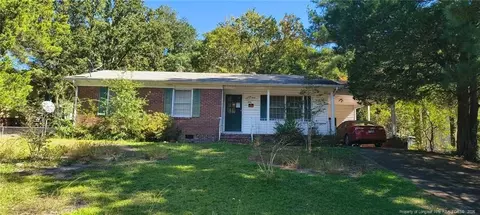 848 Durwood Dr, Fayetteville, NC 28311