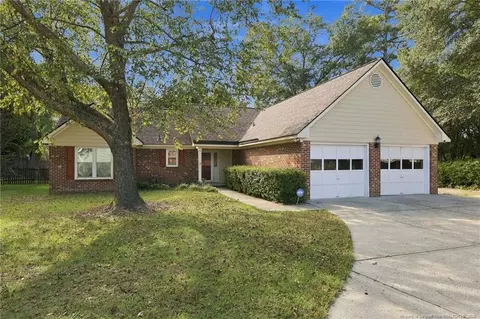 1709 Pawtucket Pl, Fayetteville, NC 28304
