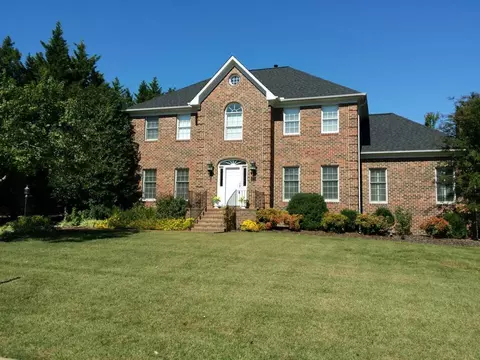 123 Georgetowne Dr, Elon, NC 27244 photo 1