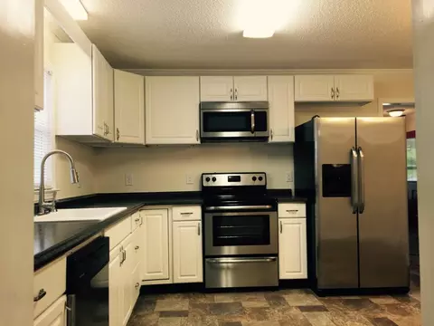 2589 Hyde St, Burlington, NC 27217 photo 7