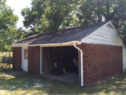 1475 E Main, Graham, NC 27253 photo 7