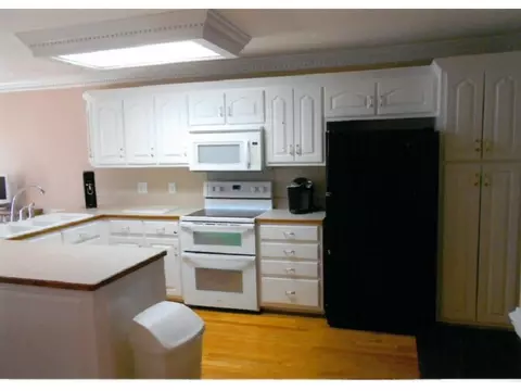 905 Brookview Dr, Elon, NC 27244 photo 9
