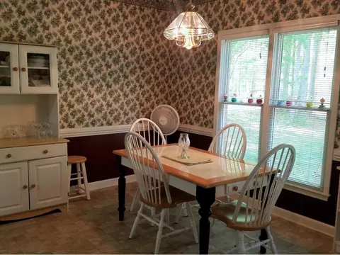 805 Brookview Dr, Elon, NC 27244 photo 10