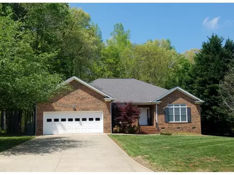 805 Brookview Dr, Elon, NC 27244 photo 1