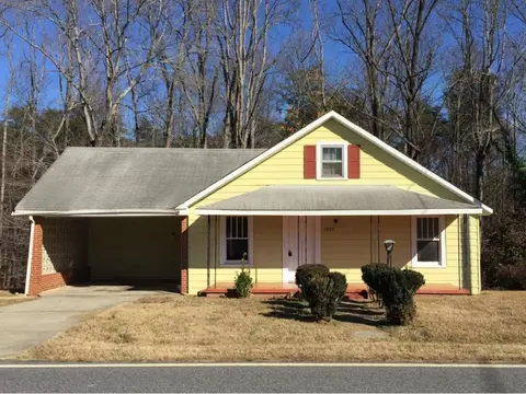 1333 Hampton Rd, Eden, NC 27288 photo 1
