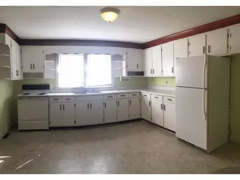 1333 Hampton Rd, Eden, NC 27288 photo 3