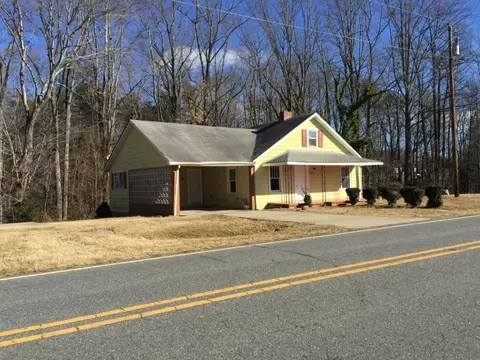 1333 Hampton Rd, Eden, NC 27288 photo 2