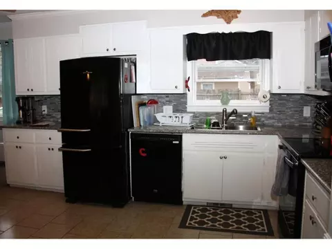 2319 Moran St, Burlington, NC 27215 photo 7