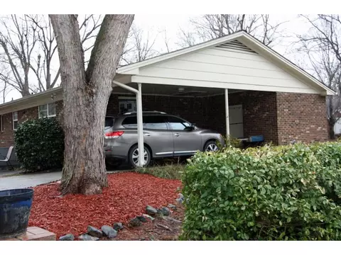 2319 Moran St, Burlington, NC 27215 photo 2