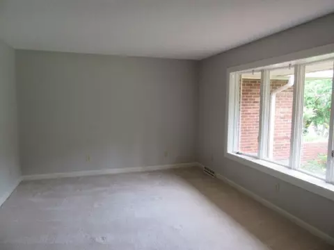 109 Trinity Dr, Elon, NC 27244 photo 5