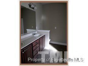 125 Honor Ln, Bunnlevel, NC 28323 photo 10