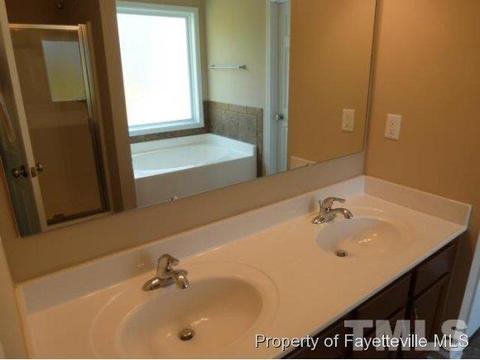 160 Botanical Ct, Bunnlevel, NC 28323 photo 7